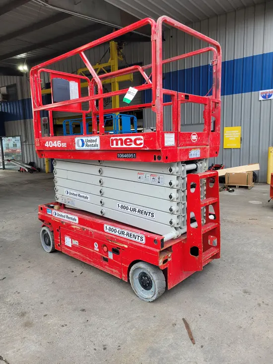 2017 MEC 4046SE Scissor Lift