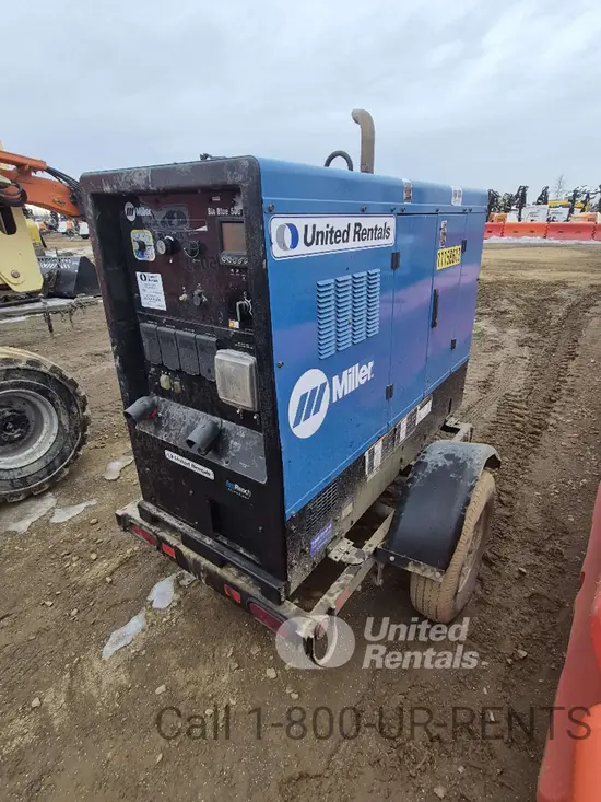 2021 Miller Welders Big Blue 500 Welder