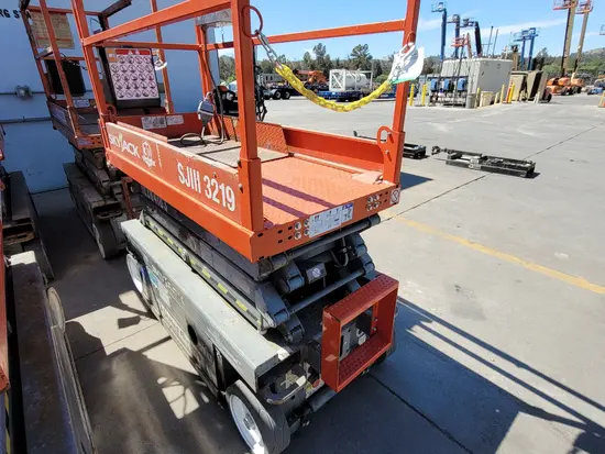 2015 Skyjack SJIII3219 Scissor Lift