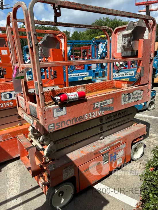 2019 Snorkel S3219E Scissor Lift
