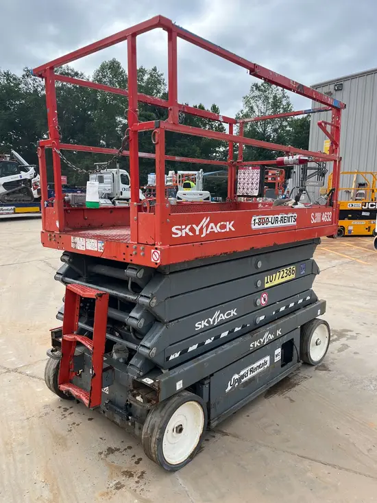 2018 Skyjack SJIII4632 Scissor Lift