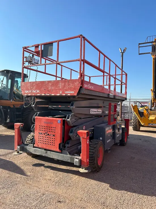 2017 Skyjack SJ9250RT Rough Terrain Scissor Lift
