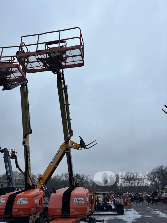 2017 JLG 400S Boom Lift