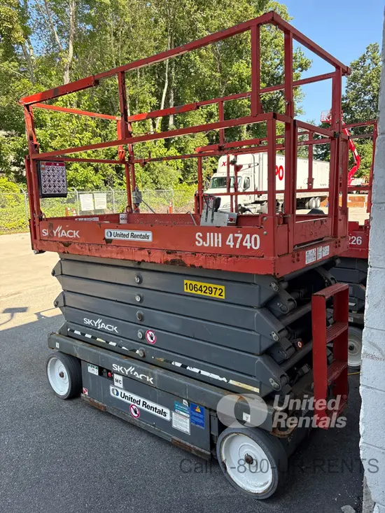 2017 Skyjack SJIII4740 Scissor Lift