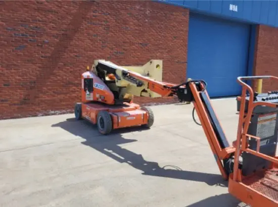 2012 JLG E400AJPN Articulating Boom Lift