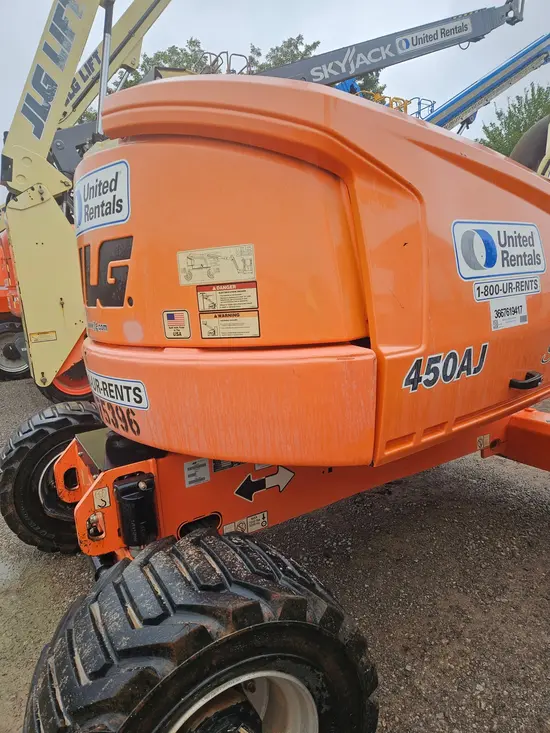 2017 JLG 450AJ Articulating Boom Lift