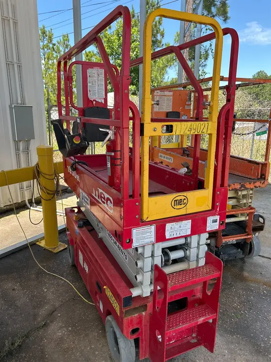 2021 MEC 1930SE Scissor Lift
