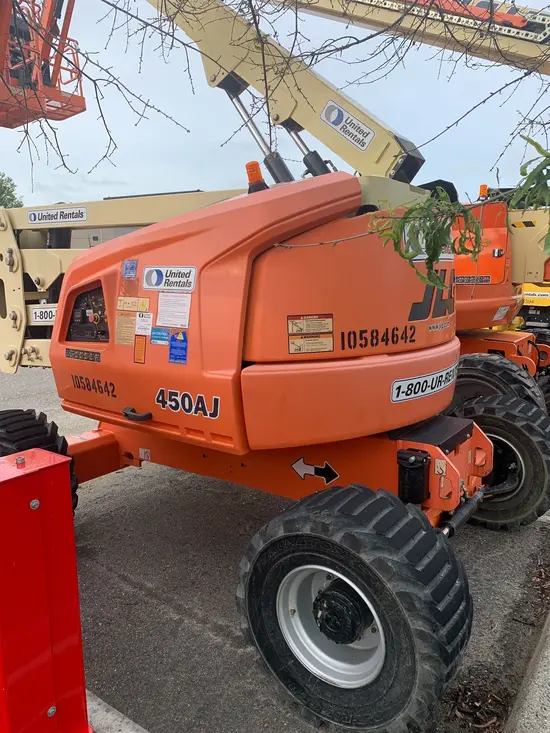 2017 JLG 450AJ Articulating Boom Lift