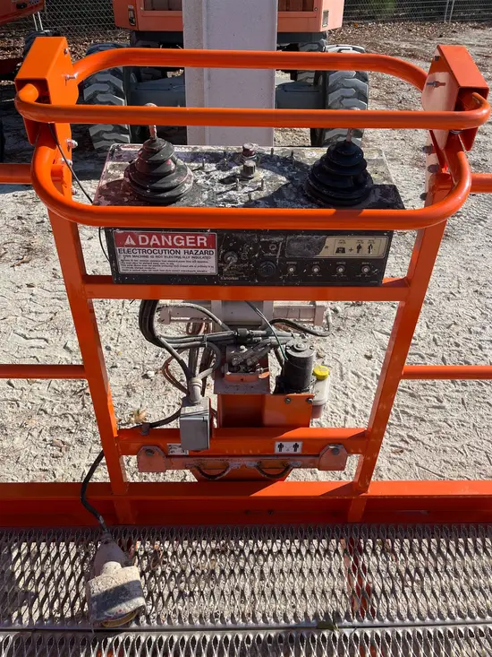 2016 Snorkel AB60J Articulating Boom Lift