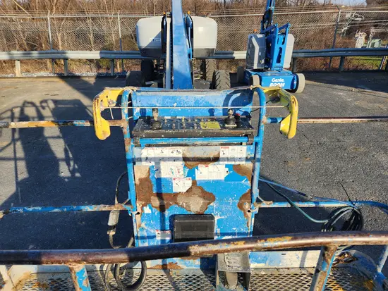 2016 Genie S-60X Boom Lift
