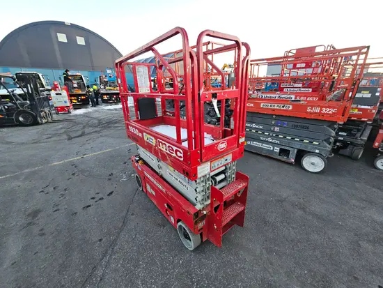 2018 MEC 1930SE Scissor Lift