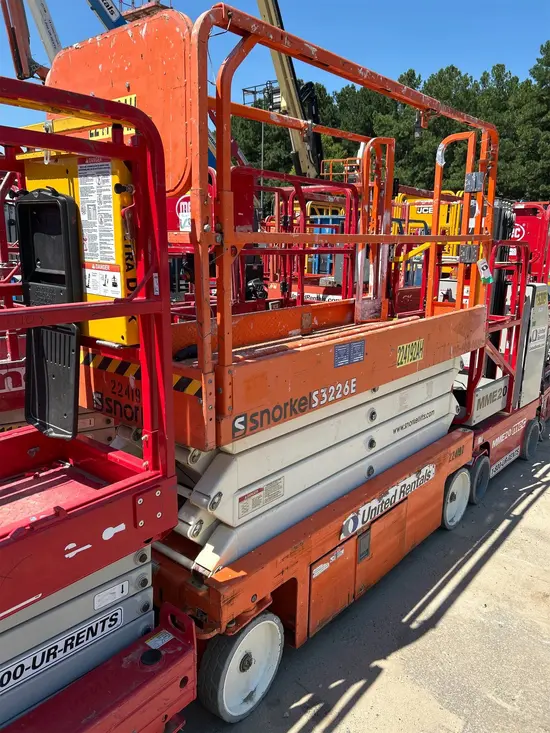 2019 Snorkel S3226E Scissor Lift
