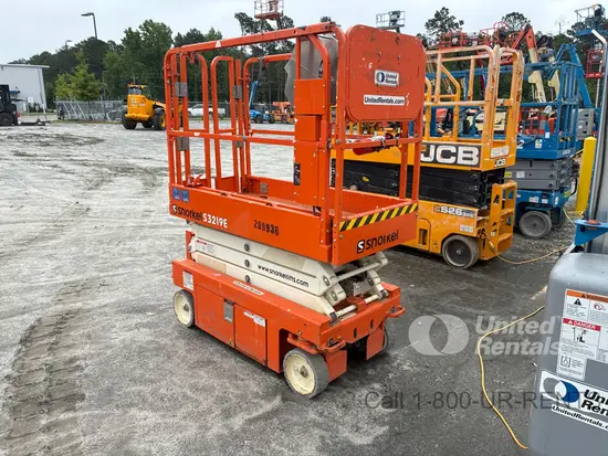 2022 Snorkel S3219E Scissor Lift