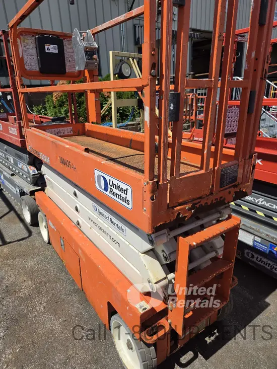 2018 Snorkel S3226E Scissor Lift