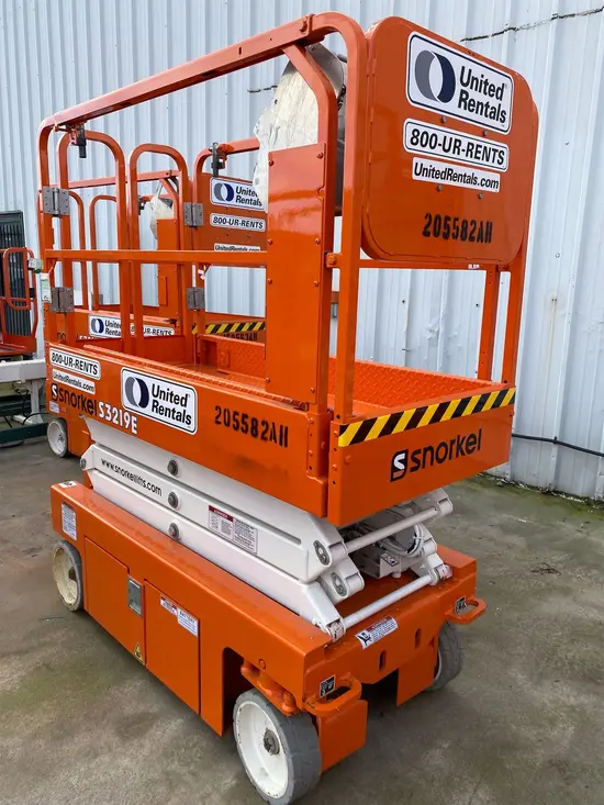 2018 Snorkel S3219E Scissor Lift