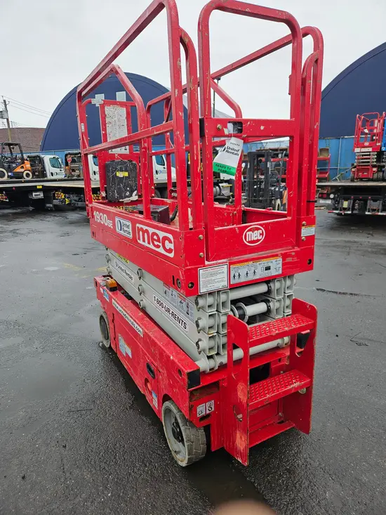 2018 MEC 1930SE Scissor Lift