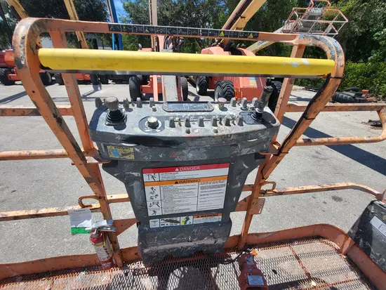 2018 JLG 860SJ Boom Lift