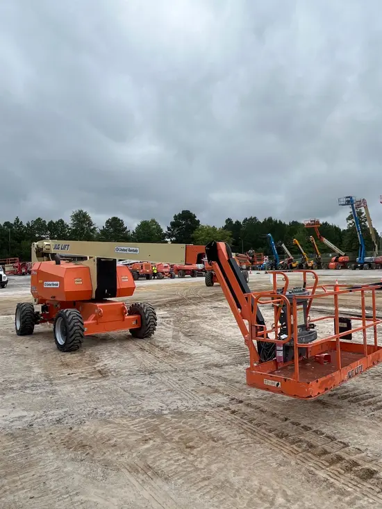 2016 JLG 800AJ Articulating Boom Lift