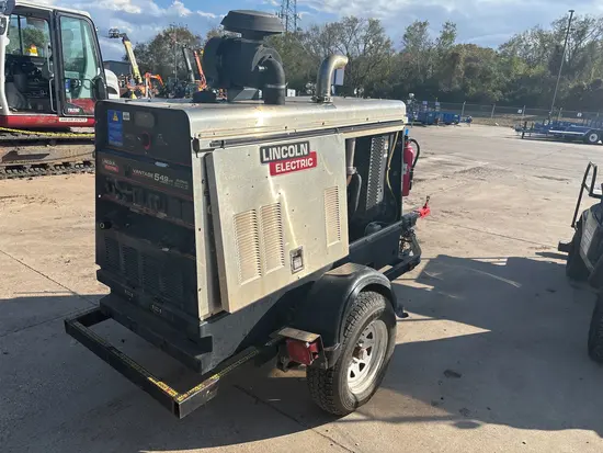 2019 Lincoln Electric VANTAGE 549 Welder
