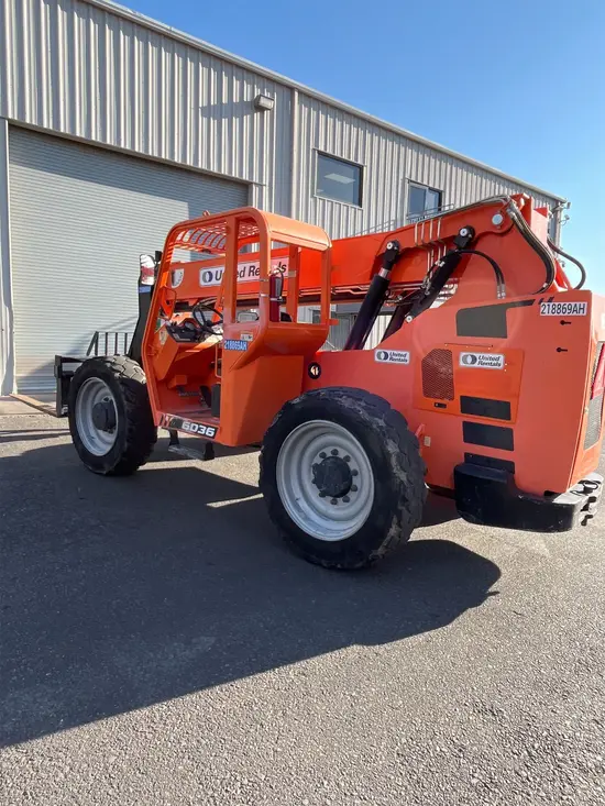 2019 SKYTRAK 6036 Forklift