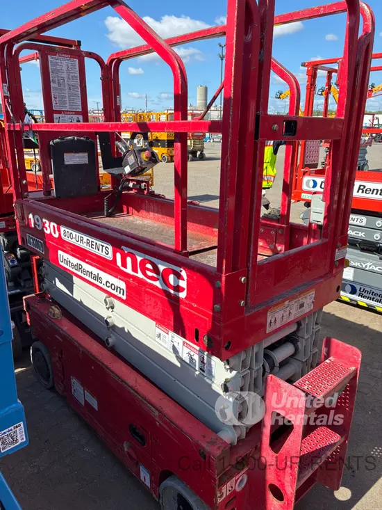 2017 MEC 1930SE Scissor Lift