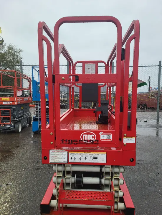 2020 MEC 1930SE Scissor Lift