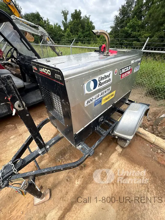 2023 Lincoln Electric LE400 Welder