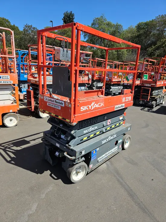 2017 Skyjack SJIII3219 Scissor Lift