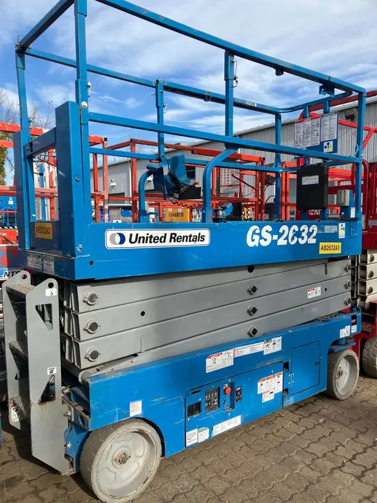 2017 Genie GS-2632 Scissor Lift