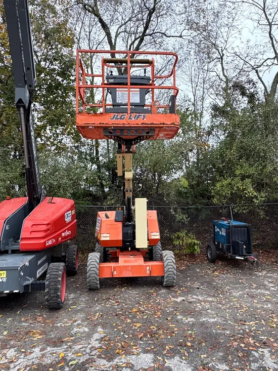 2018 JLG 340AJ Articulating Boom Lift