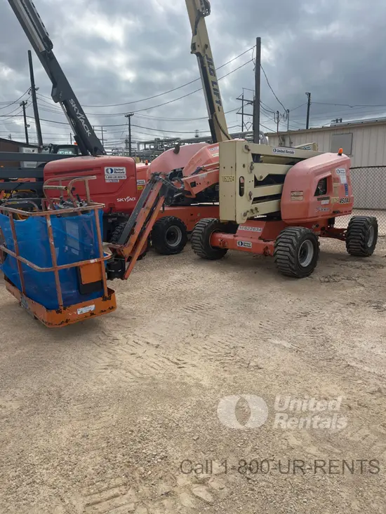 2017 JLG 450AJ Articulating Boom Lift