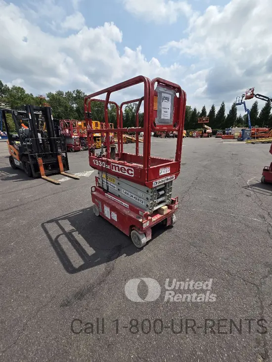 2018 MEC 1330SE Scissor Lift
