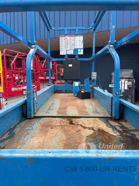 2017 Genie GS-3232 Scissor Lift