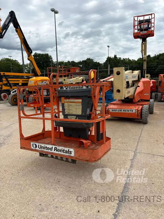 2017 JLG E450AJ Articulating Boom Lift
