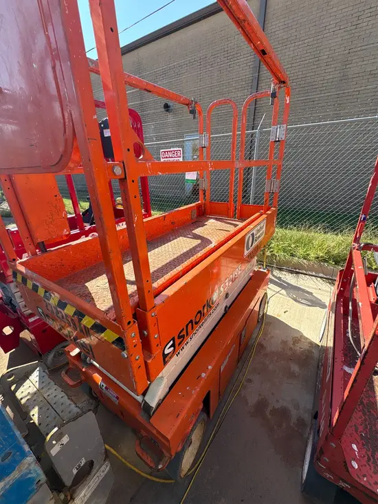2019 Snorkel S3219E Scissor Lift