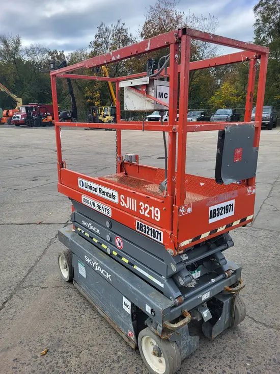 2017 Skyjack SJIII3219 Scissor Lift