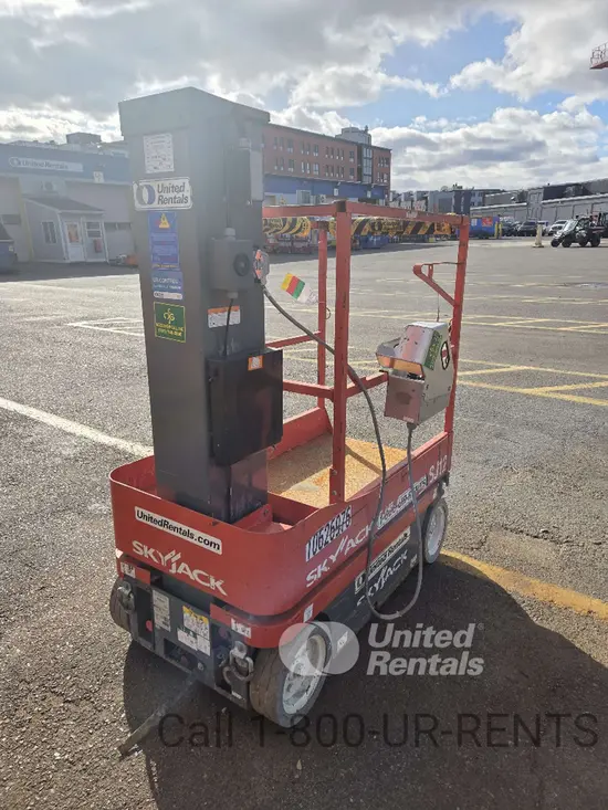 2017 Skyjack SJ12 Self-Propelled One-Person Lift