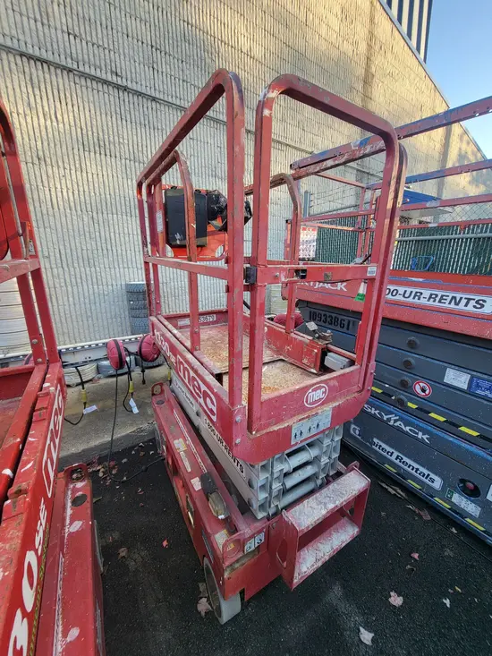 2019 MEC 1330SE Scissor Lift