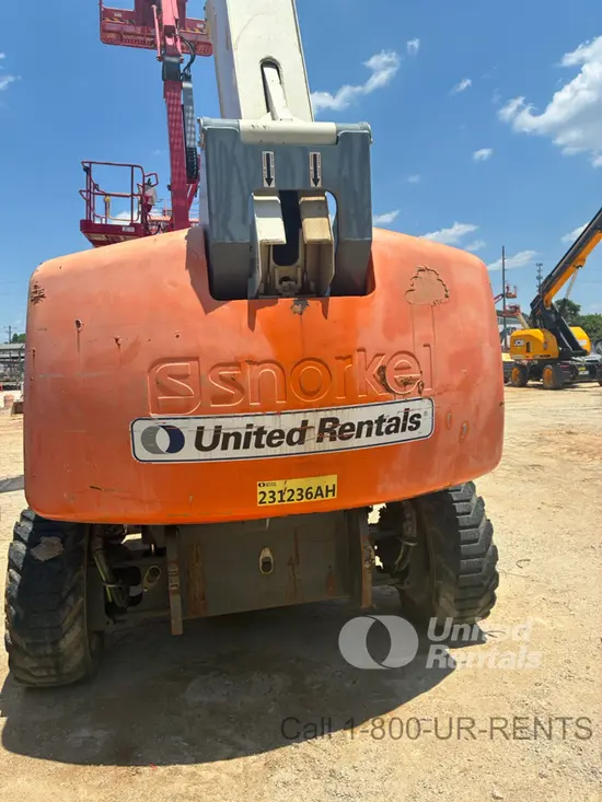 2019 Snorkel 660SJ Boom Lift