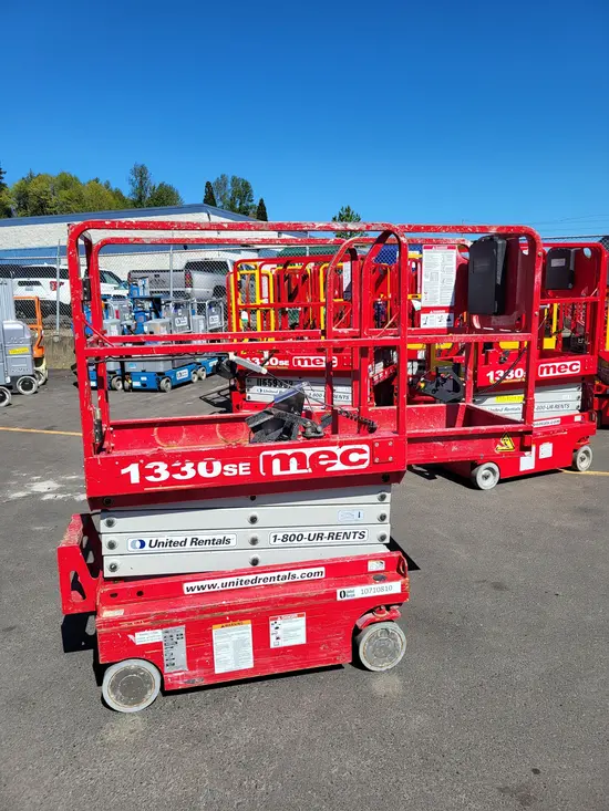 2018 MEC 1330SE Scissor Lift