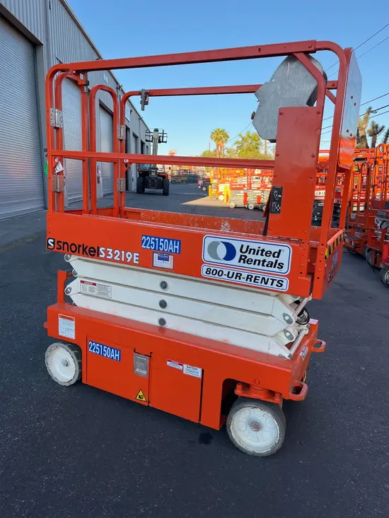 2019 Snorkel S3219E Scissor Lift