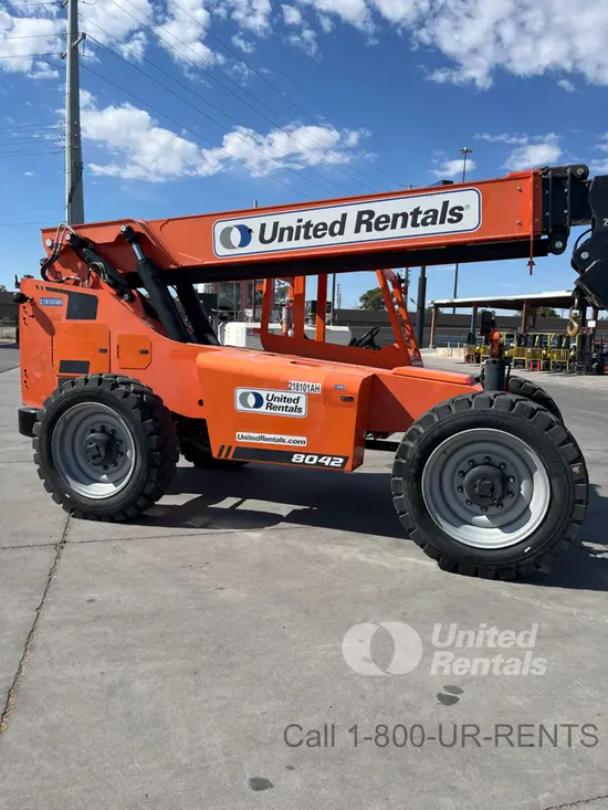 2019 SKYTRAK 8042 Forklift