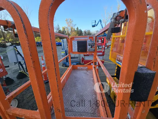 2020 Snorkel S3219E Scissor Lift