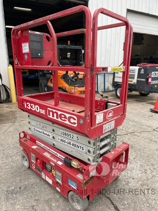 2019 MEC 1330SE Scissor Lift