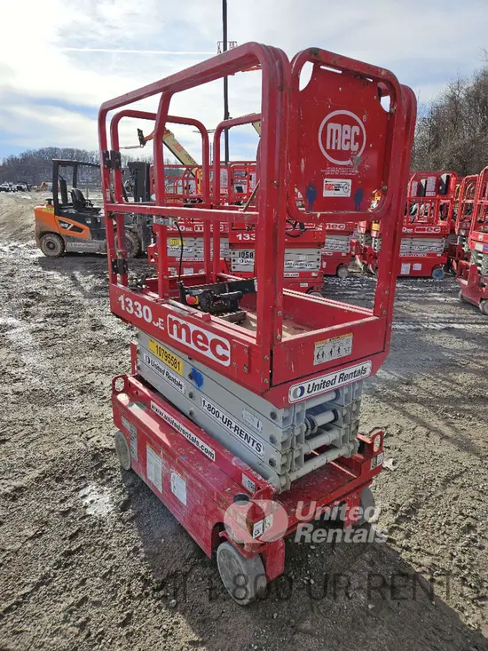 2018 MEC 1330SE Scissor Lift