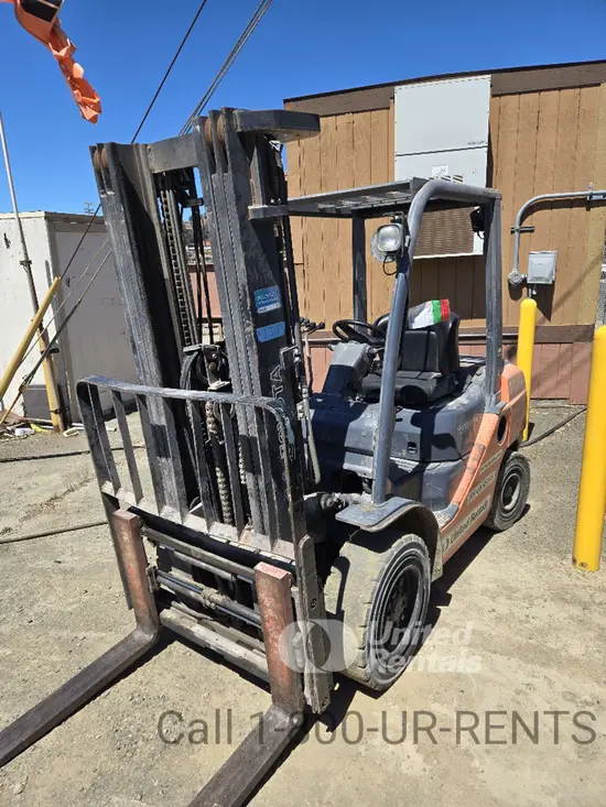 2018 Toyota 8FDU30 Warehouse Forklift
