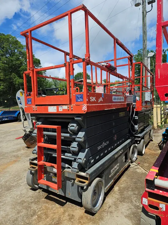 2019 Skyjack SJIII4740 Scissor Lift