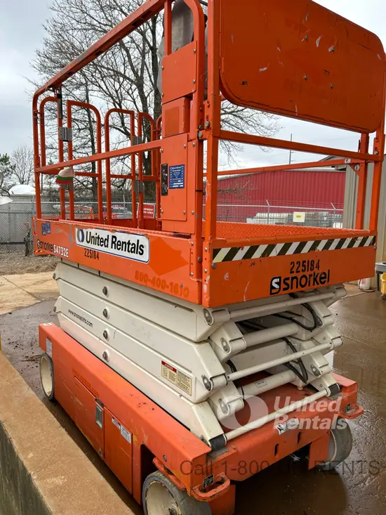 2019 Snorkel S4732E Scissor Lift