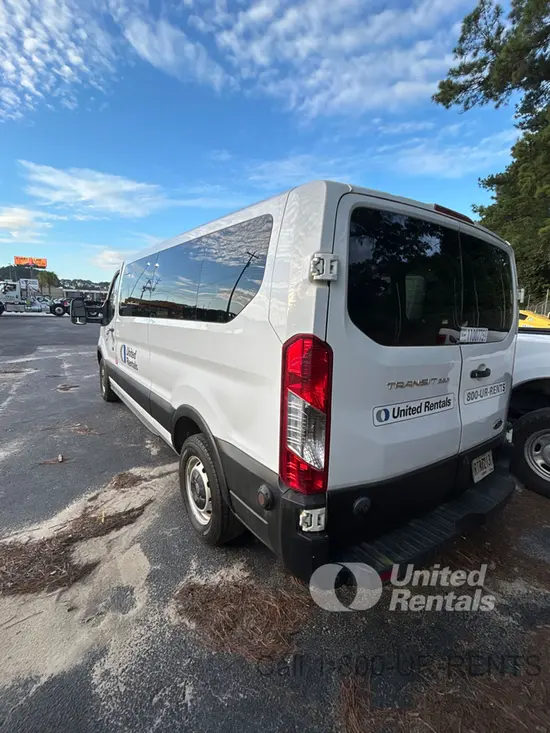 2019 Ford T350XLGRWD Vehicle