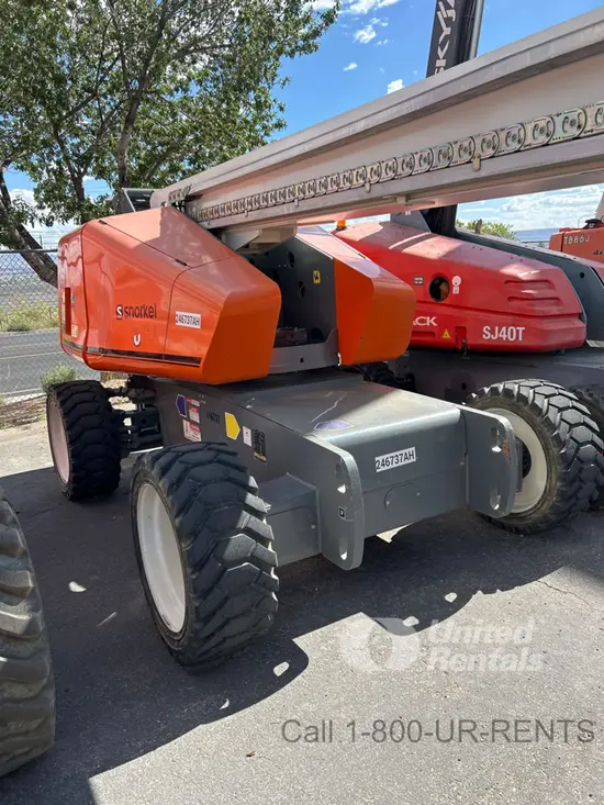 2020 Snorkel 660SJ Boom Lift